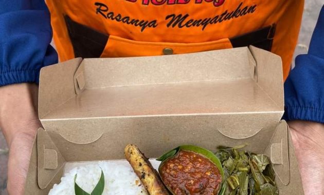 Ayam Bakar Manunggal