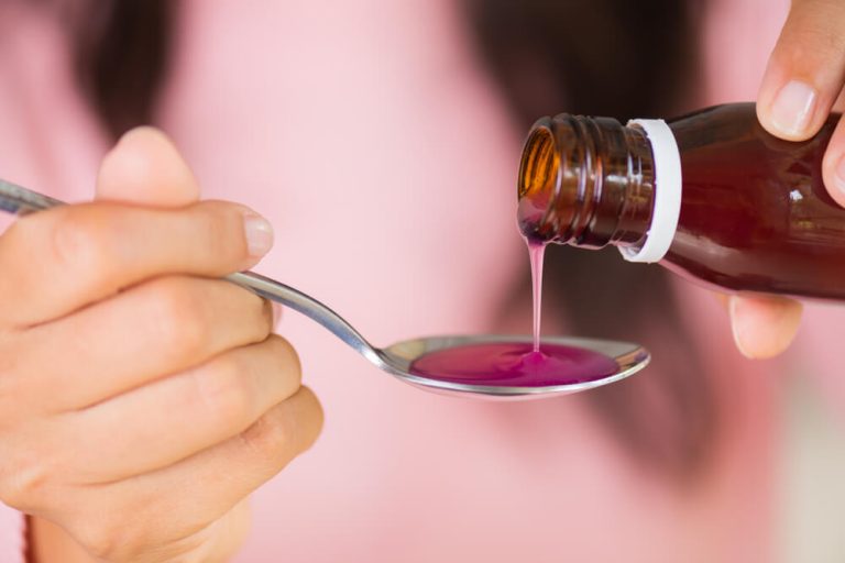Ditemukan Dalam Kasus Gagal Ginjal Akut, Kemenkes Larang Konsumsi 102 Obat Sirup Berikut