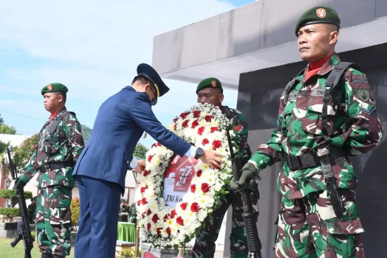 Jelang HUT ke-77, Jajaran TNI di Madiun Raya Ziarah di TMP Madiun