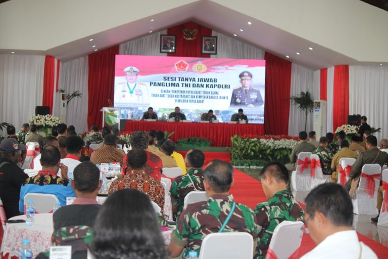 Kunjungi Papua, Panglima TNI Dan Kapolri: Lindungi Masyarakat, Lakukan Tindakan Tegas Dan Terukur!