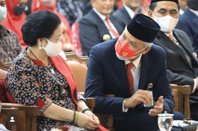 Momen Kebersamaan Megawati Dan Ganjar Di Pelantikan Plt Walikota Semarang