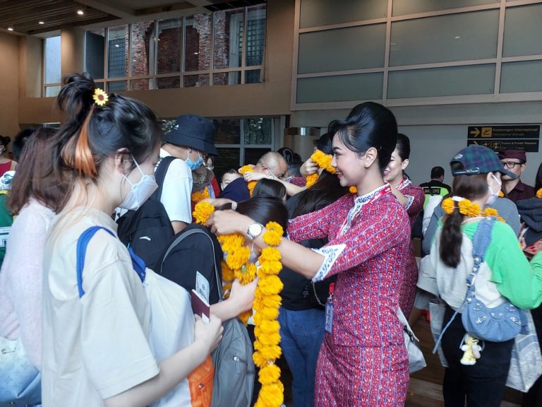 Sambut Imlek, Lion Air Resmi Buka Penerbangan China-Bali Hari Ini