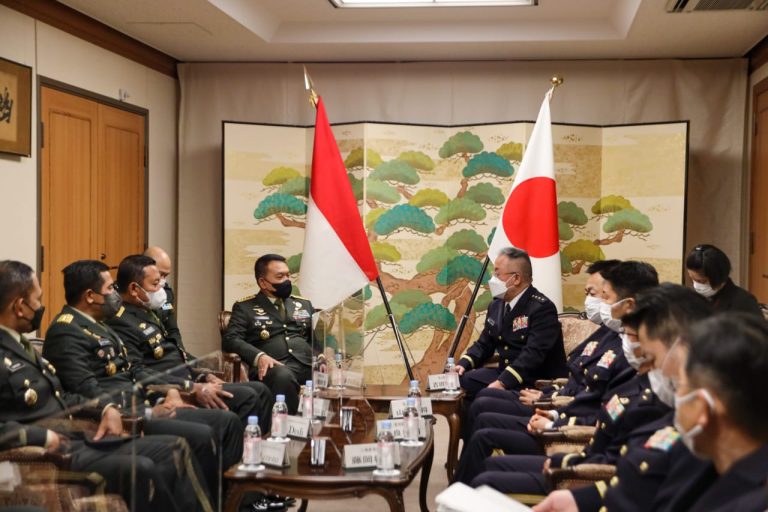 Bertemu KASAD Jepang, Jenderal Dudung Bahas Kerja Sama Militer Hingga Penanggulangan Bencana