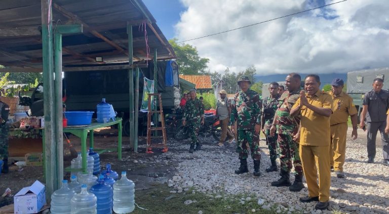 Kunjungi Pengungsi Kerusuhan Wamena, PJ Gubernur Papua: Keamanan Dan Keselamatan Masyarakat Prioritas Utama!