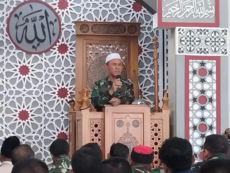 Danrem 081/DSJ: Kalau Sudah Waktunya Shalat, Hentikan Semua Kegiatan!