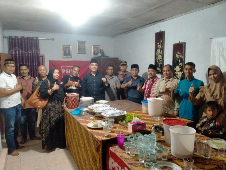 Bukber, PSI Sumbar Konsolidasi Dengan PSI Padang Pariaman Dan Bacaleg