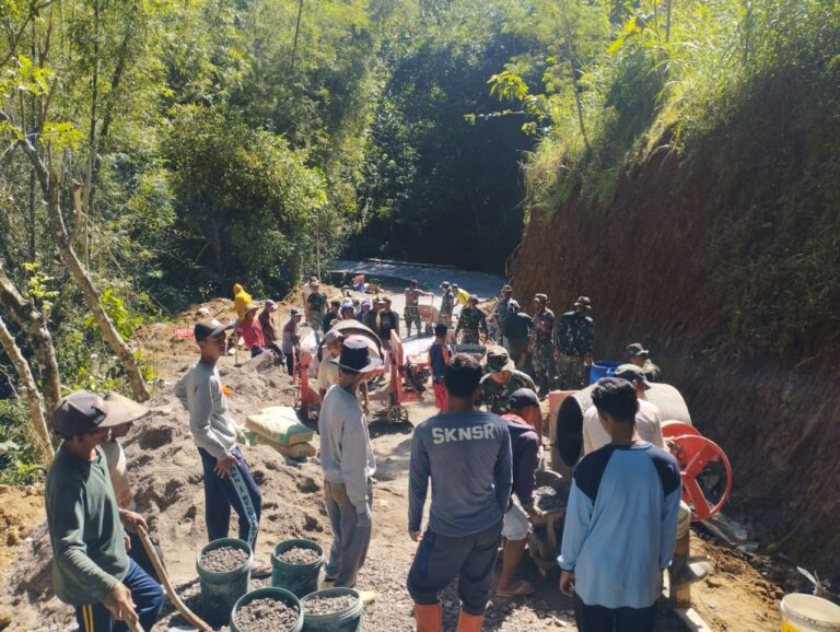 Danramil Puhpelem: Melalui TMMD Bangkitkan Kebersamaan Dan Semangat Gotong Royong!