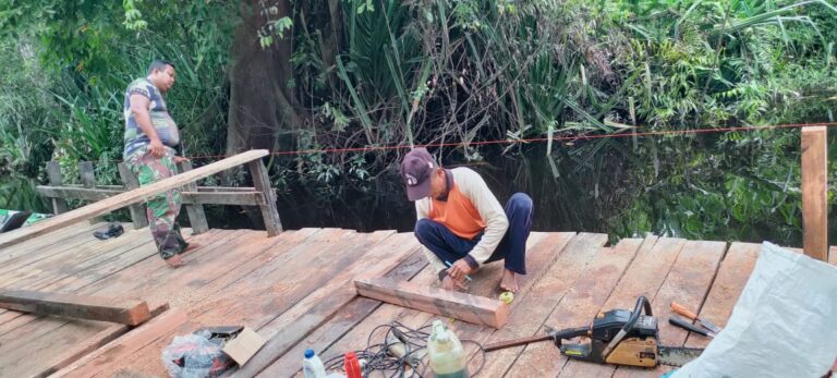 Satgas dan Warga Kerjakan Sasaran TMMD Kodim Buntok Dengan Penuh Semangat