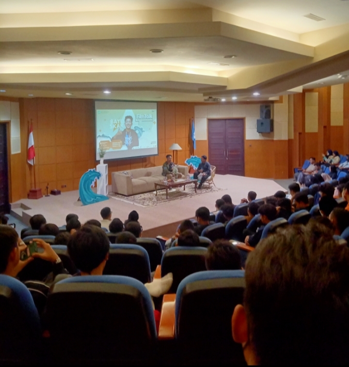 Hadir di GHT SMP Al-Hikmah Surabaya, Bayu Skak Harapkan Lahirnya Sineas Muda Yang Berani Berkarya