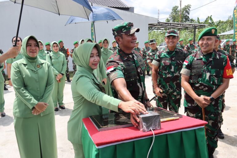 Kunjungi Kodim Sambas, Pangdam XII/Tpr Minta Prajurit dan Persit Jaga Kehormatan