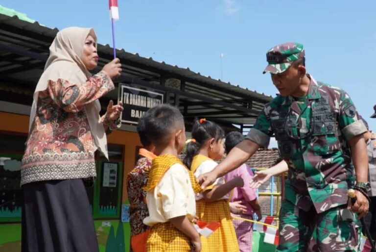 Tinjau Hasil TMMD ke-116 Nganjuk, Danrem 081/DSJ: Rawat Dan Semoga Bermanfaat Semuanya!