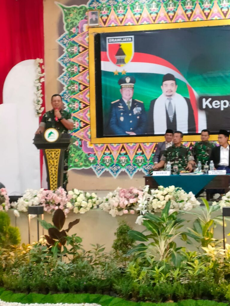 Pangdam V/Brawijaya Beri Kuliah Umum di Ponpes Al-Amien Sumenep