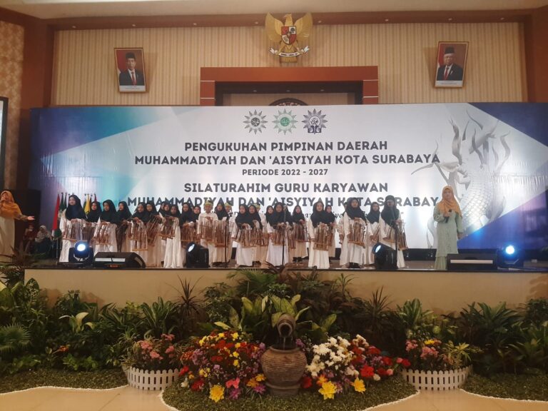 Meriahnya Pengukuhan PD Muhammadiyah dan ‘Aisyiyah Surabaya Periode 2022-2027