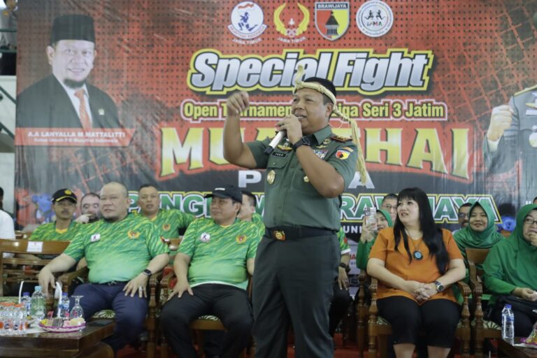 Buka Kejuaraan Muaythai Piala Pangdam, Mayjen Farid Makruf Harap Lahirkan Atlet Andalan