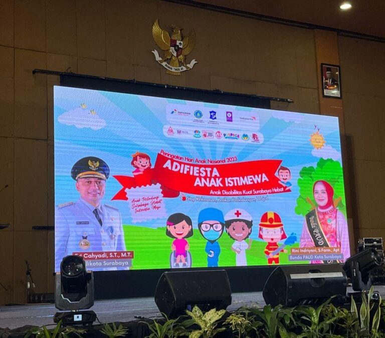 Gandeng Pemkot Surabaya, FKM Unair Dan Wahana Visi Indonesia Sukses Selenggarakan “Adifiesta Anak Istimewa”