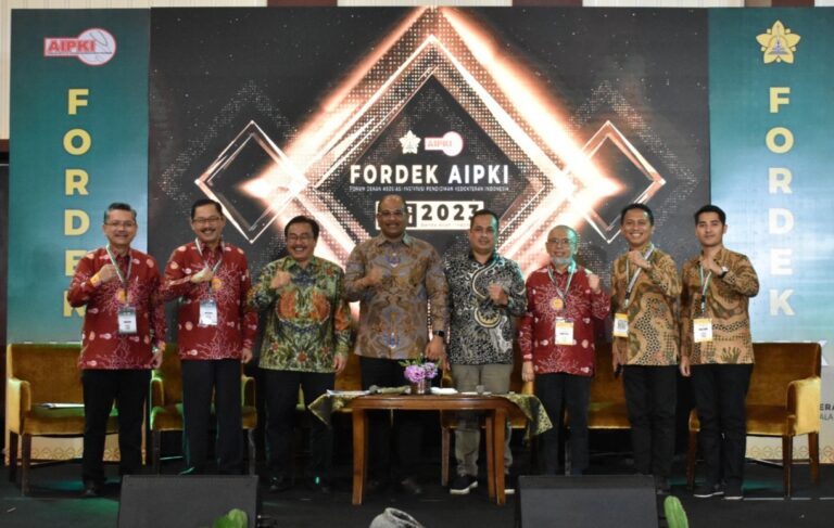 Sikapi Pengesahan UU Kesehatan, Forum Dekan Fakultas Kedokteran se-Indonesia Komitmen Jaga Kualitas Pendidikan Dokter 