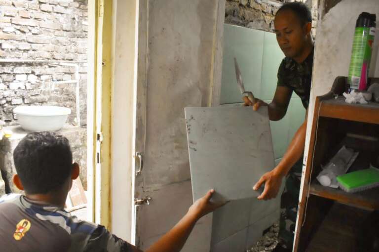 Korem 081/DSJ Perbaiki Rumahnya, Veteran Perang di Madiun Ini Bersyukur Bahagia