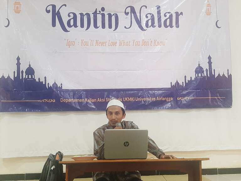 Kajian UKMKI Unair: Soal Westernisasi, Kritisi Konsep Pemikirannya Bukan Benci Orangnya! 