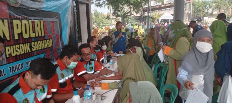 Peringati Hari Santri, IKA Unair Sidoarjo Gelar Pengobatan Massal