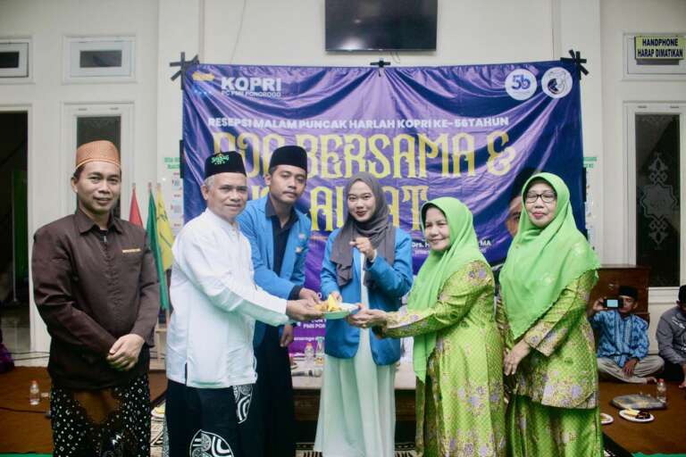 Ketua PCNU Ponorogo: Anak Muda Bisa Berjuang Melalui KOPRI dan PMII