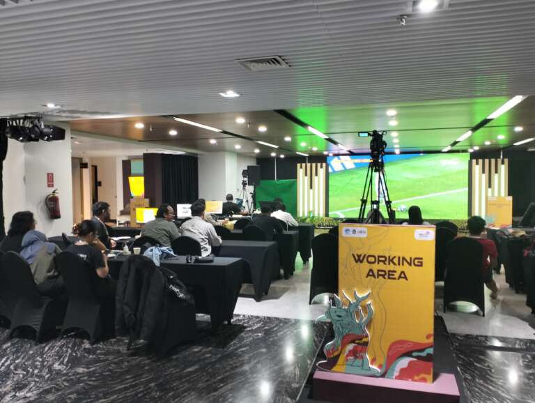 Lengkapnya Fasilitas Information Center Piala Dunia U-17 di Surabaya: Dari Terapis, Kursi Pijat Hingga Makan Malam