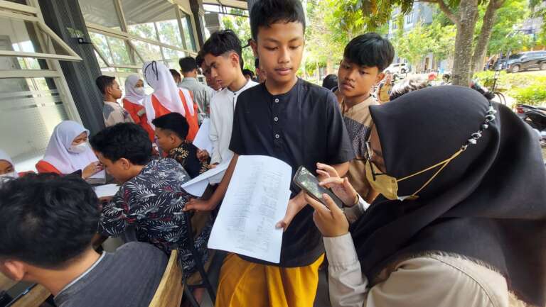 Percepat Penanggulangan TBC, Dinkes Jatim Kolaborasi Dengan Perguruan Tinggi Skrining Masyarakat Pesantren