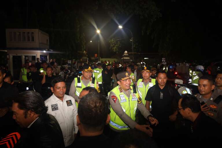 Cek Pengamanan Malam Natal, Kapolda Bersama Forkopimda Patroli Sepeda Motor