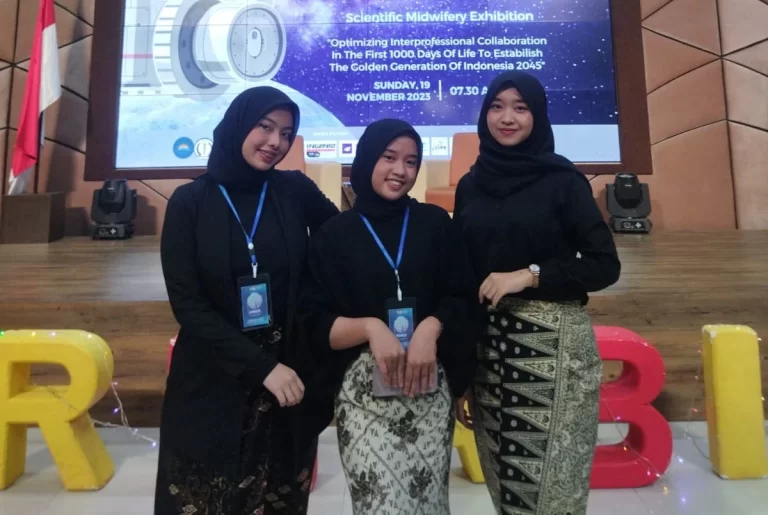 Berkat Ide OPHELLIA Untuk Ibu Postpartum, Tiga Mahasiswi Ini Juarai Ajang Nasional