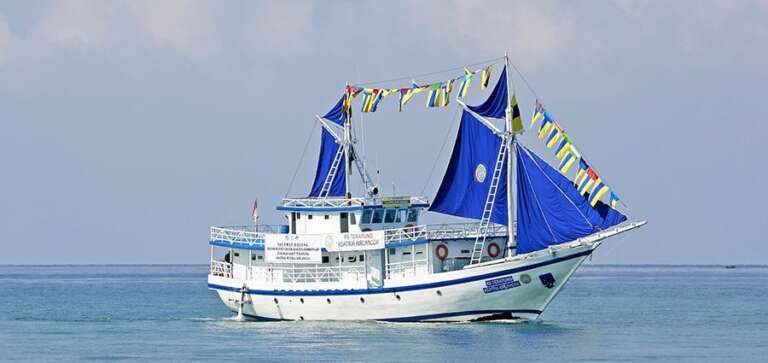 Kolaboratif Dengan Beragam Pihak, RS Terapung Ksatria Airlangga Berhasil Menyelesaikan Misinya di NTB