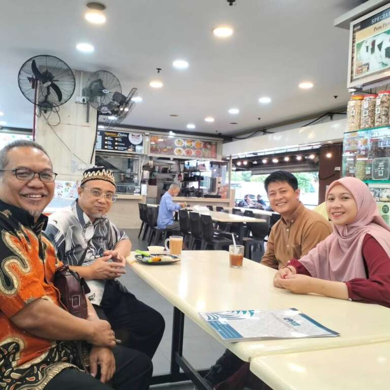 Gandeng Madani Institute Singapura, UNIDA Gontor Gelar Pengabdian Kolaborasi Internasional