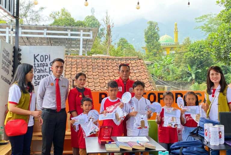 Bank Sinarmas Luncurkan Tabungan SIMPEL Anak Pembaca Aktif TBM Lentera Pustaka