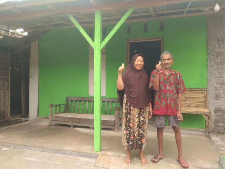 Senyum Bahagia Ahmadi Sang Penderita Tumor Rumahnya Telah Jadi