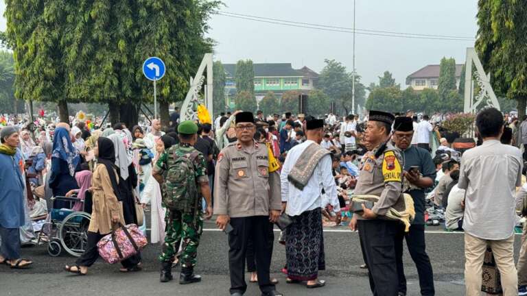 Pastikan Keamanan, Polres Purbalingga Jaga Salat Idul Fitri di Seluruh Wilayah