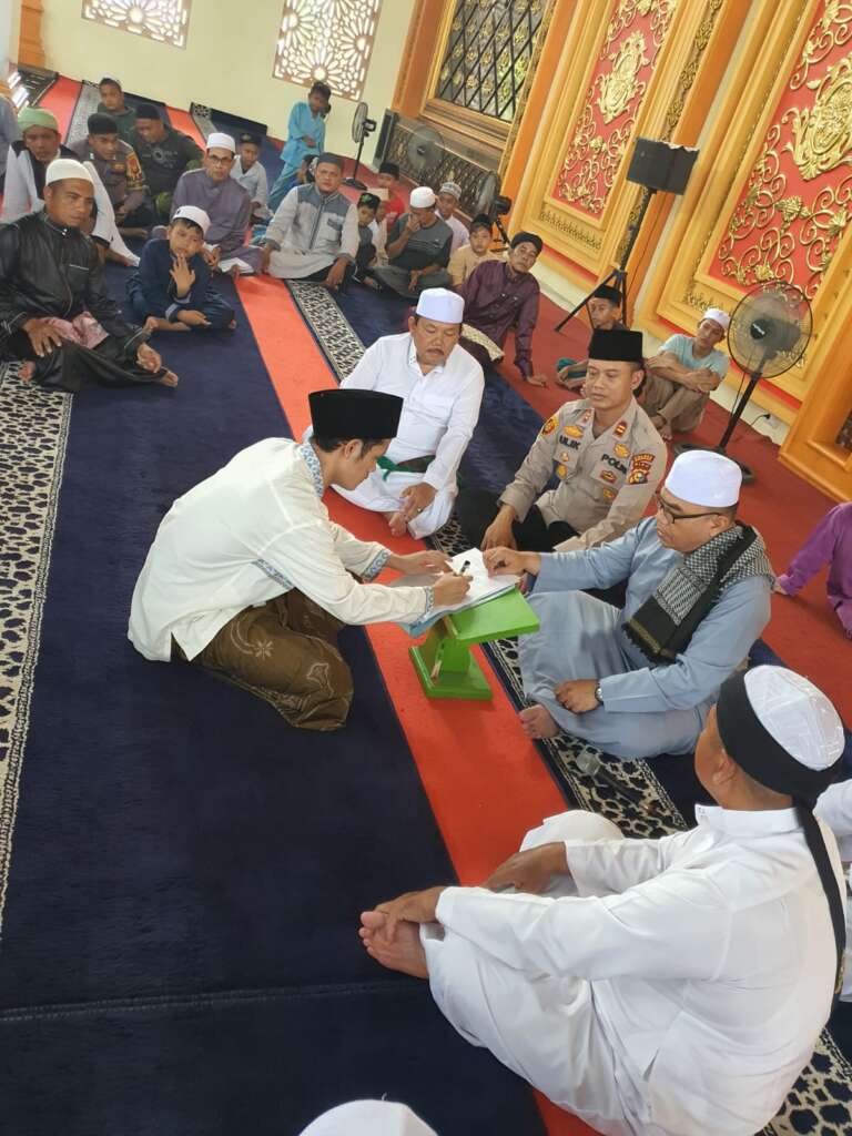 Tanpa Paksaan, Kapolsek Kepenuhan Saksikan Seorang Tahanan Berikrar Masuk Islam