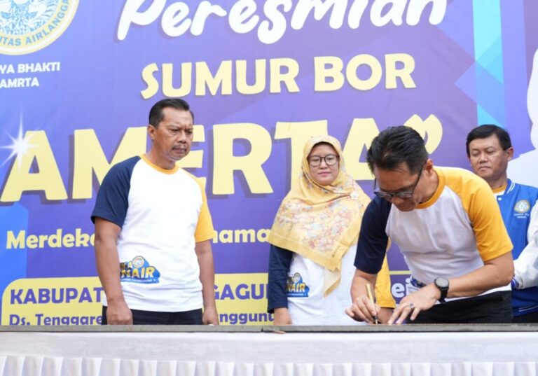 PJ Bupati Resmikan Sumur Bor Bantuan IKA Unair Tulungagung