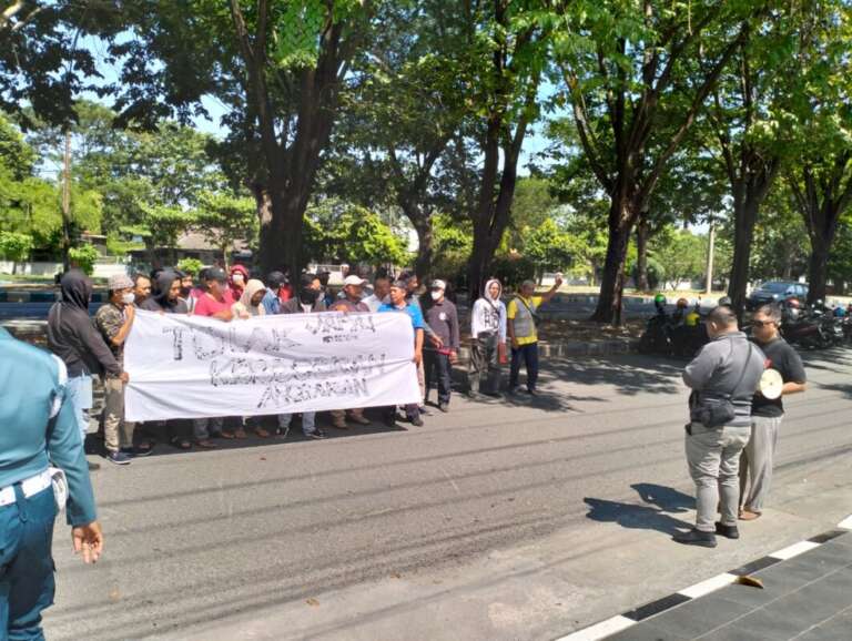 Jaringan Pemuda Indonesia Demo Bea Cukai 1 dan Polda Jatim, Ternyata Ini Alasannya