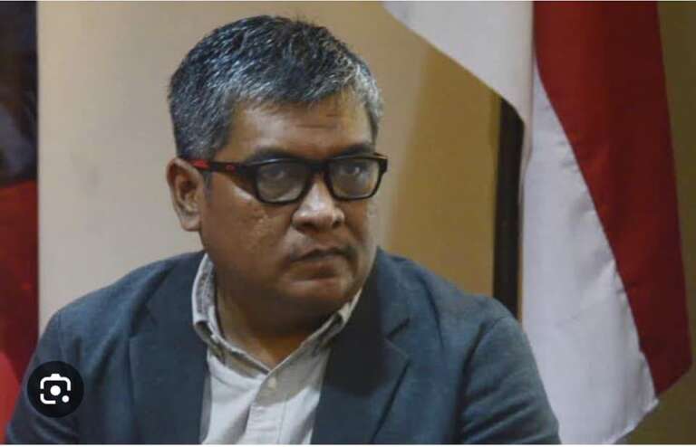 Politik Realisme Kritis atas Pertambangan dan Lingkungan (Volume 1)