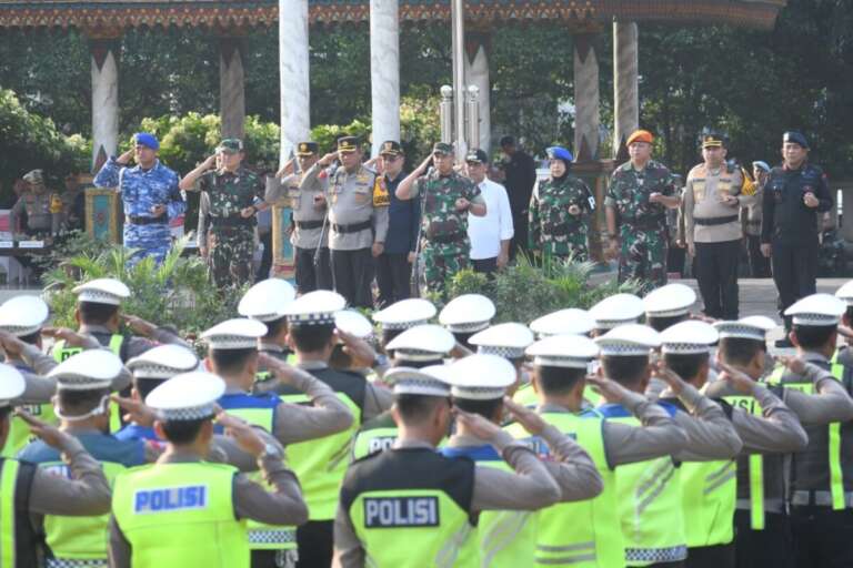 Apel Gelar Pasukan Operasi Aman Suro, Danrem 081/DSJ: Semoga Aman, Damai dan Kondusif!