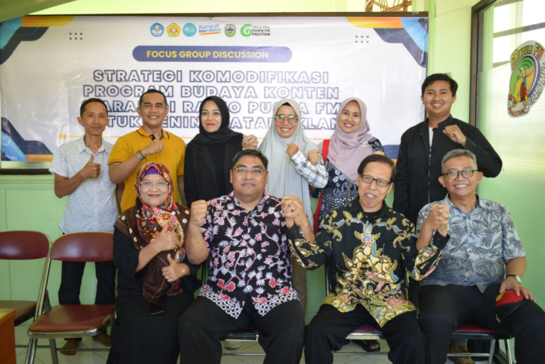 Gali Solusi dan Inovasi, UPN Veteran Jatim Gelar FGD Strategi Komodifikasi Program Budaya di Era Digital di Radio Puspa FM