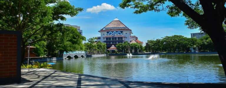 Kurangi Emisi Gas, Unair Mulai Batasi Kendaraan Bermotor di Lingkungan Kampus