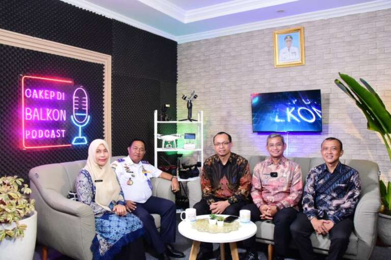 Ruang Komunikasi Terbuka Lebar, Pemkab Deli Serdang Luncurkan Podcast “Cakep di Balkon”