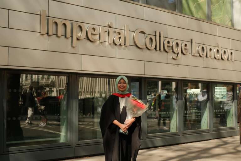 Alumnus FKM Unair Ini Buktikan Srikandi Lokal Bisa Wujudkan Mimpi Skala Global