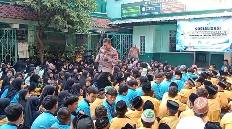 Go To School, Cara Polisi di Jakarta Sosialisasikan Pentingnya Toleransi dan Bahaya Tawuran