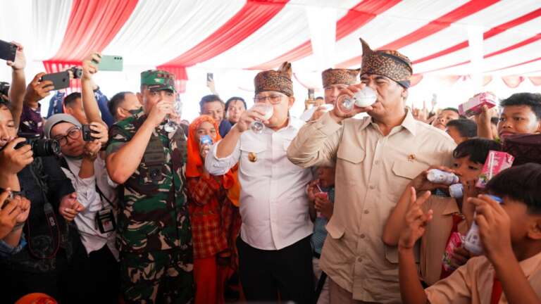Gerakan Minum Susu Bersama Mentan, Pangdam Brawijaya: Bukan Sekedar Kebiasaan Tapi Kebutuhan!