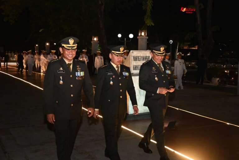 Ikuti Upacara Apel Renungan, Kapendam V/Brawijaya: Bangsa Besar Hargai dan Hormati Jasa Pahlawan!