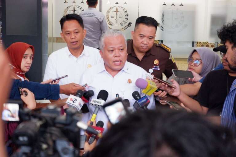 Tersangka Hakim Kasus Ronald Tannur Dipindah ke Jakarta, Giliran Ayah dan Adik Diperiksa