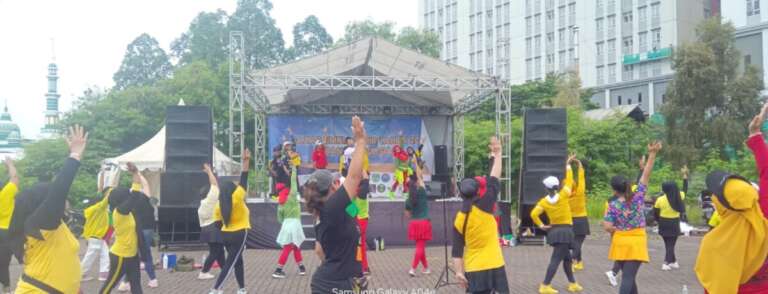 Usung Semangat Mens Sana In Corpore Sano, FWJI Jakarta Utara Gelar Senam Bersama Hingga Bazaar UMKM