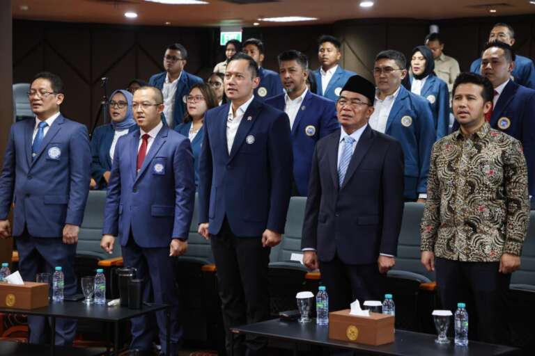 Jadi Doktor Lulusan Terbaik Unair, AHY: Paling Penting Bagaimana Kita Aplikasikan Ilmu!