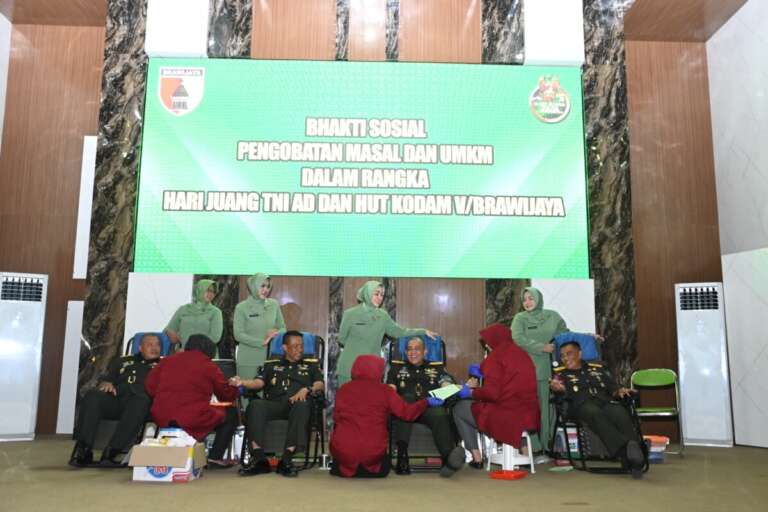 Gelar Baksos dan Bakti Kesehatan di Hari Juang TNI AD, Pangdam Brawijaya: Bentuk Komitmen Kami!
