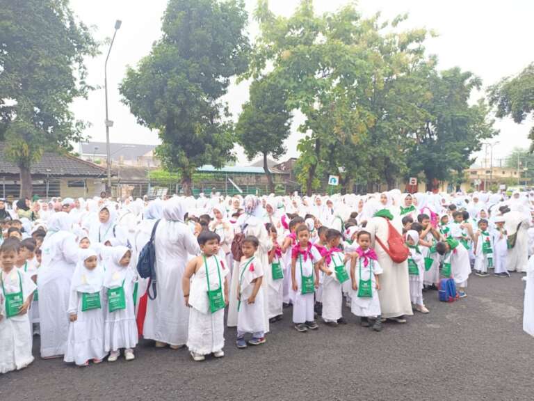 Semarakkan Harlah ke-102 NU dan Isra’ Mi’raj, LP Ma’arif NU Surabaya Gelar Lomba Pekan Rajabiyah dan Libatkan Ribuan Anak-Anak